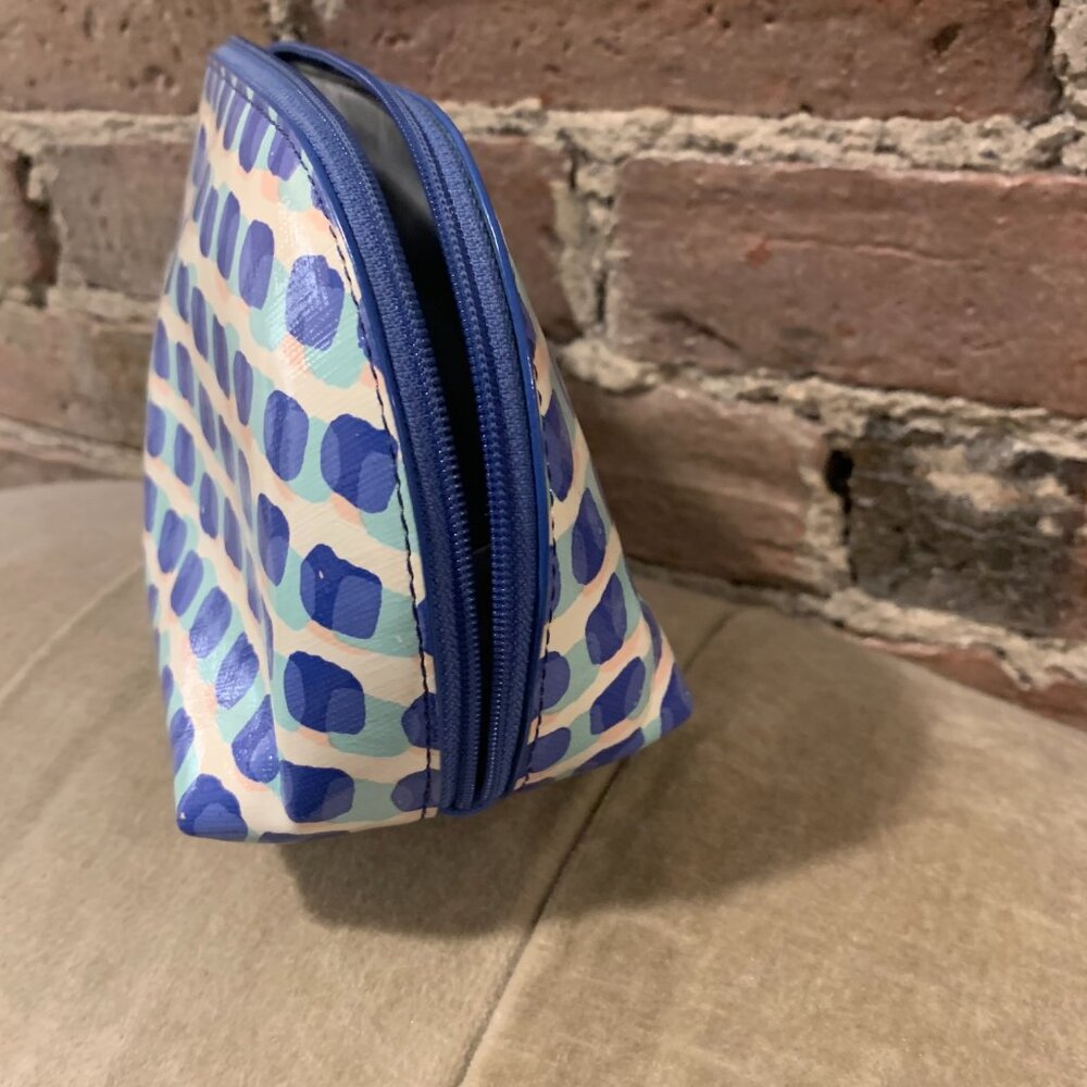 Kate Spade~ Make-Up Bag - Picture 5 of 15